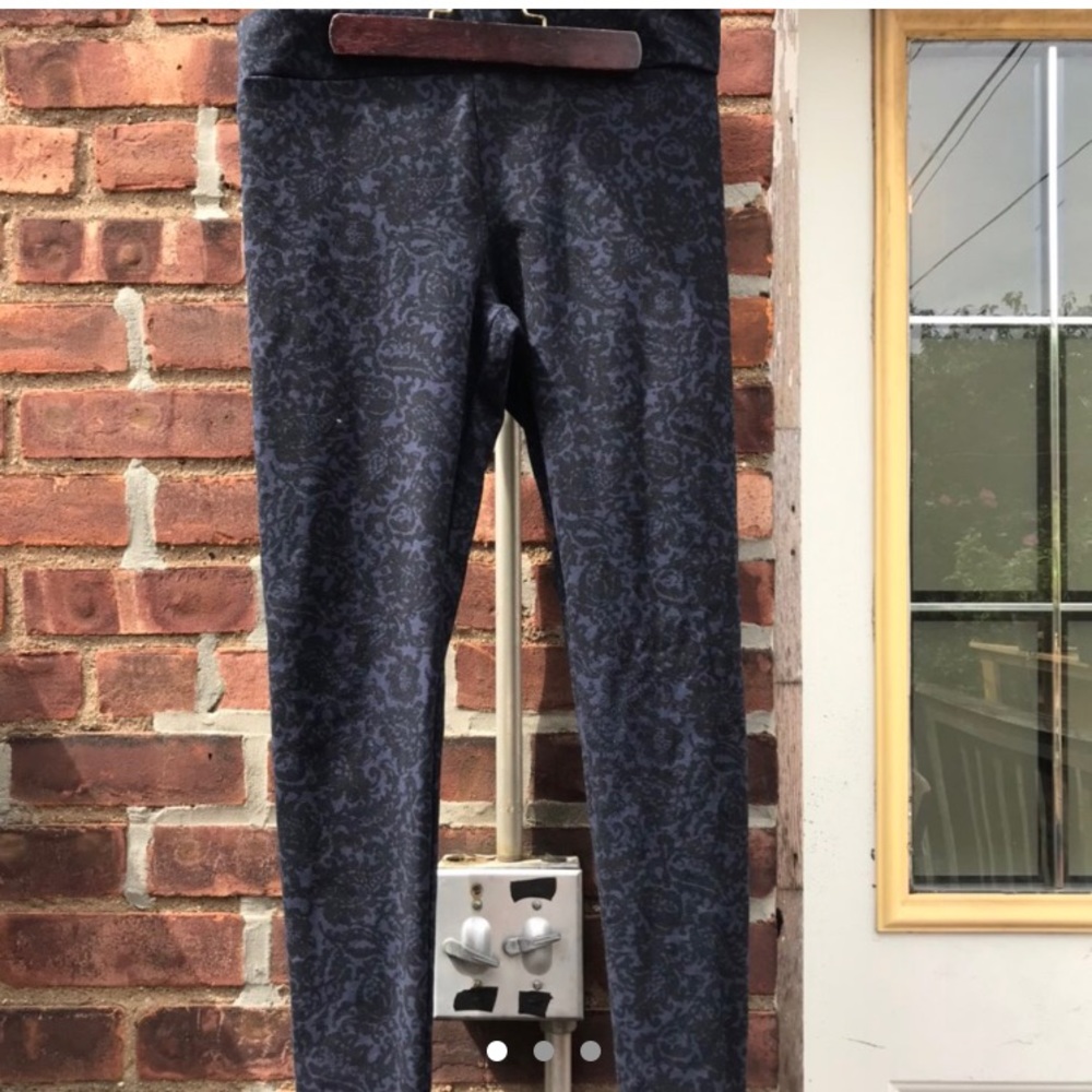 Paisley leggings